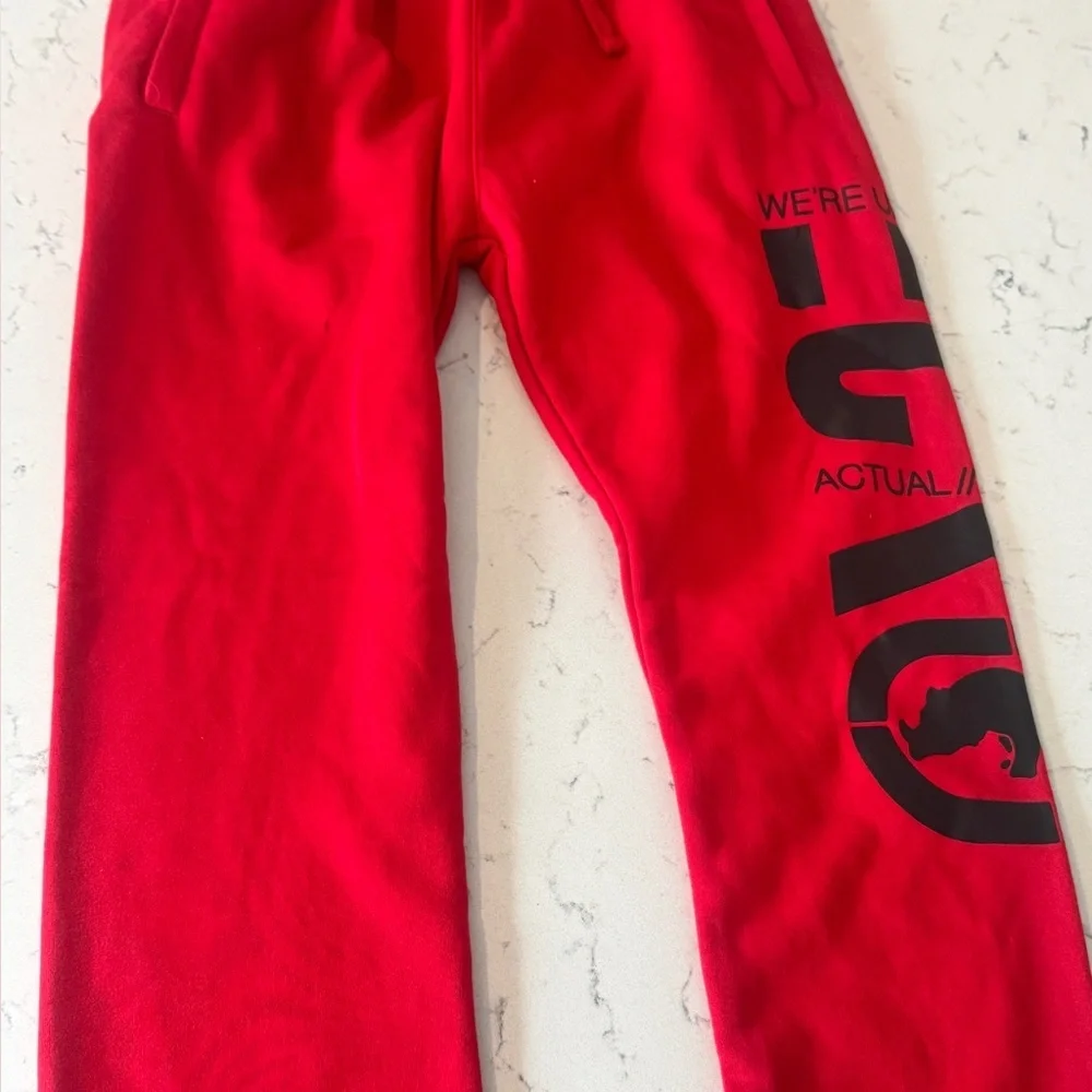 Ecko Unlimited stylish red